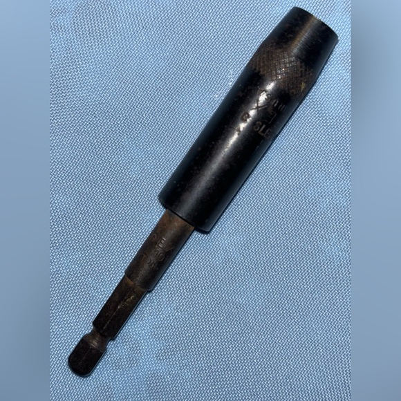 APEX POWER SCREWDRIVER, SET of 6” SCREWDRIVER BITS, + 3 ADD’L SCREWDRIVER BITS… - Picture 2 of 4